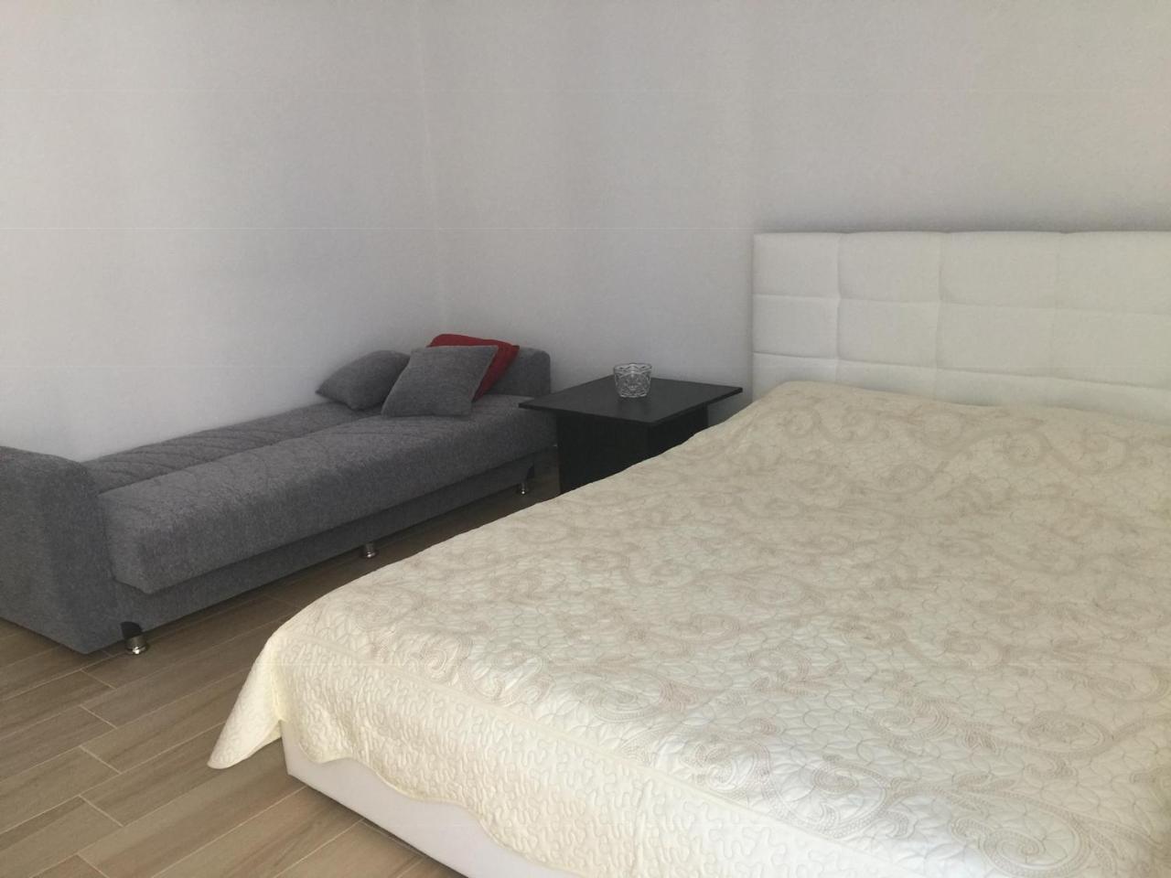 Kk Fafa Apartments Golem  Eksteriør billede
